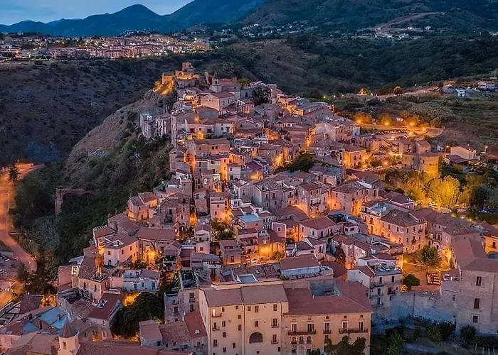 Il Cielo In Stanza Nocleg ze śniadaniem Scalea